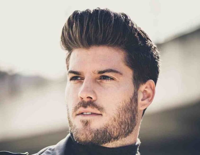 Frisuren für kleine Männer - Der Pompadour