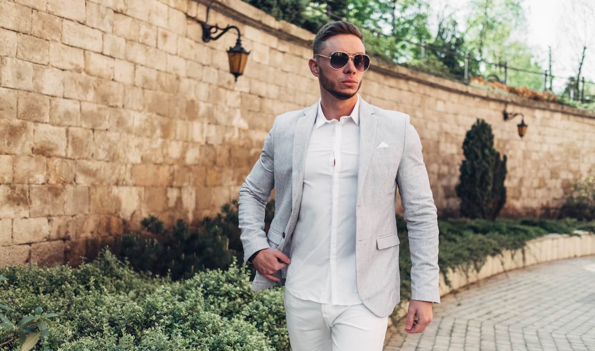Stylingtipps für Männer zu einer Hochzeit im Sommer Sommerhochzeit Outfits für Männer