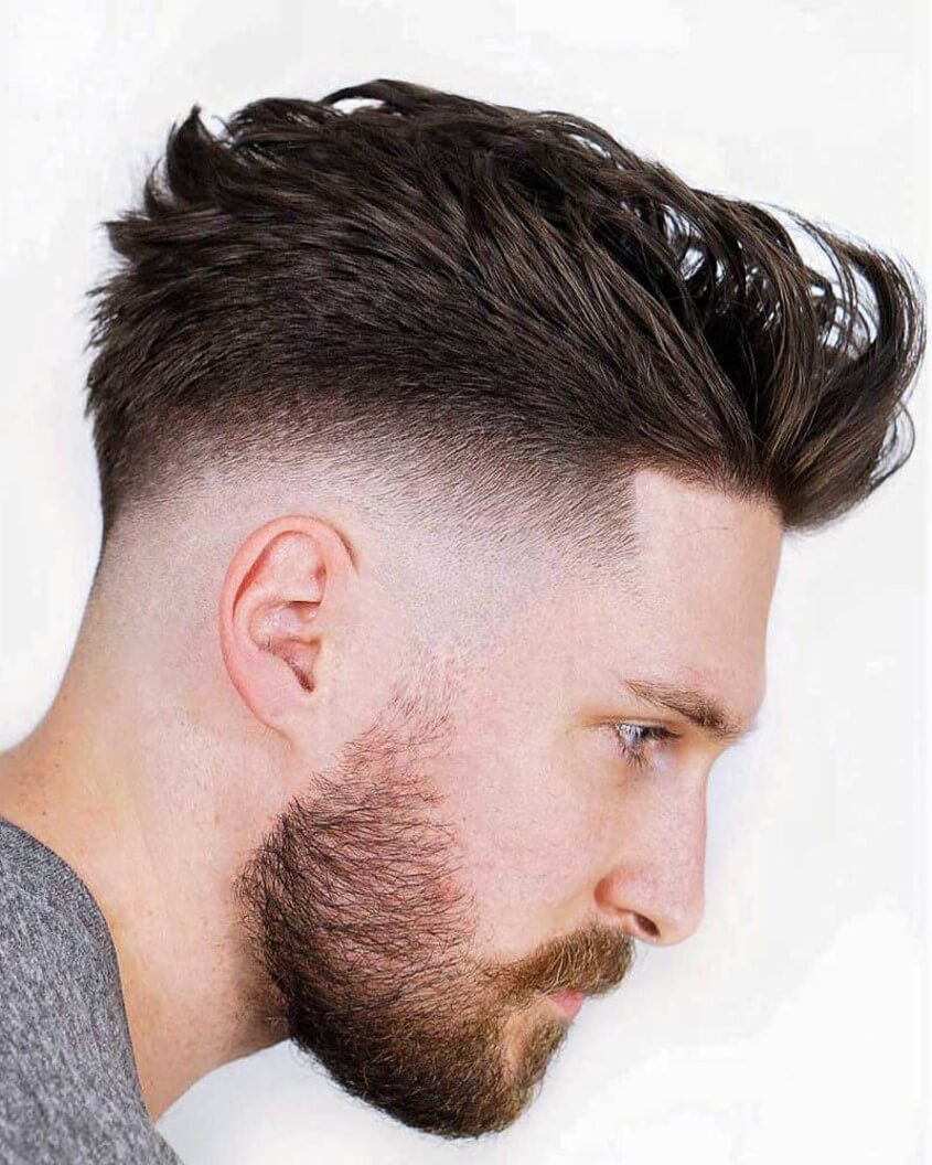 Faux Hwak mit Taper Fade