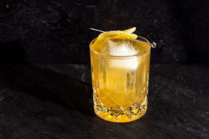 Scotch Whiskey Cocktails - Penicilin
