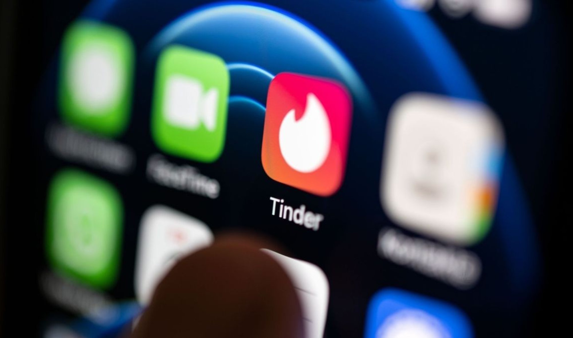 So hast Du als Mann Erfolg bei Tinder Tinder Gespräche starten - Tipps für Männer