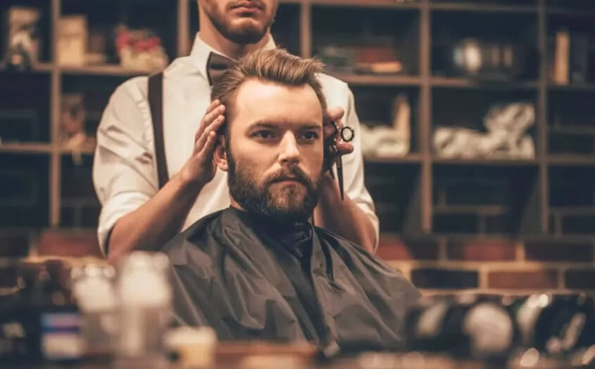 Bestimme mit Deinem Friseur Deine Gesichtsform