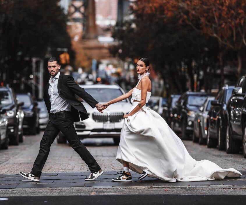 Sneaker mit Anzug - Hochzeit