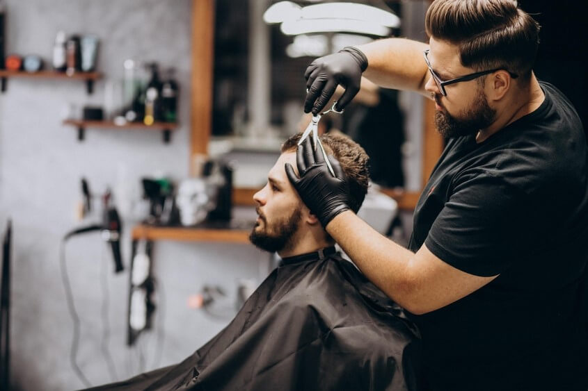 Fade-Haarschnitte - Pflege und Styling