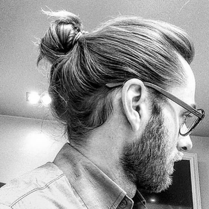 Man Bun Frisur